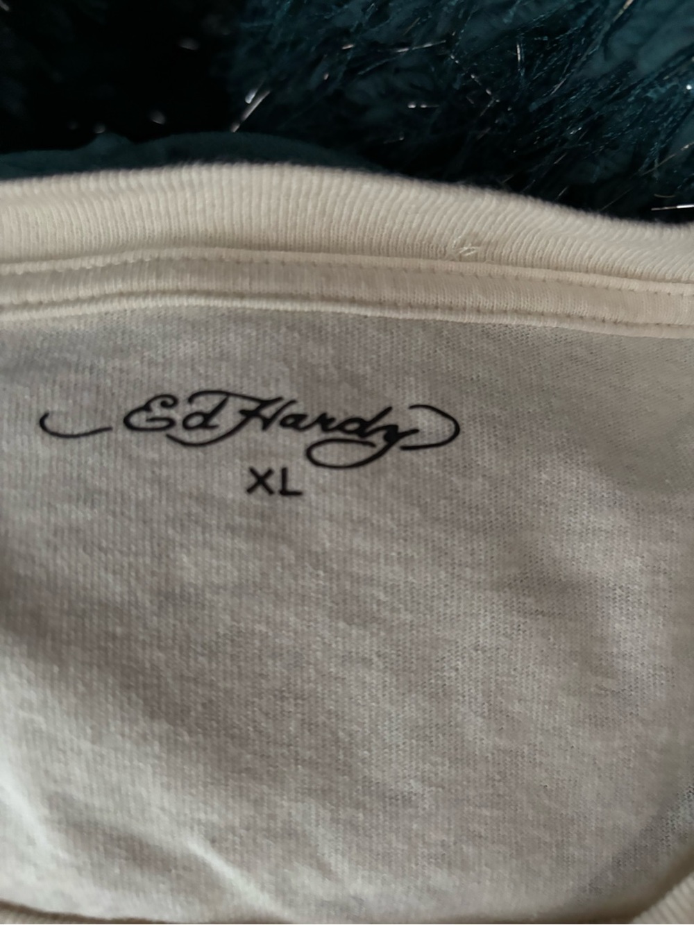 Ed Hardy Black Tattoo-Print Joggers with White Cropped Logo Tee - Picture 9 of 10